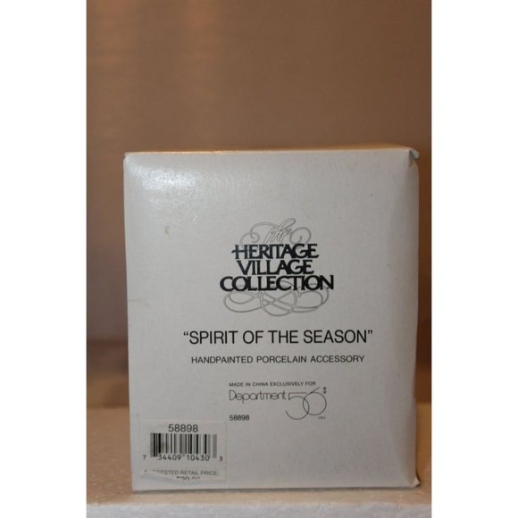 Dept 56 Heritage Village - Spirit of the Season - Picture 4 of 5